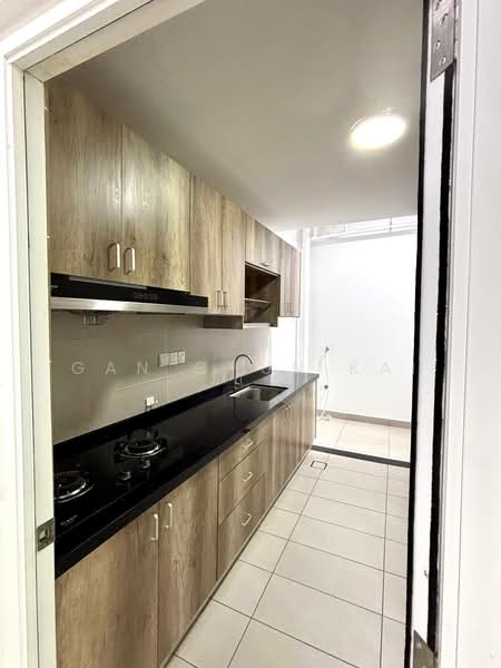 Kondominium untuk Disewa di Setia Pinnacle - Gan Chun Kai - Kitchen - PropertyGuru.com.my