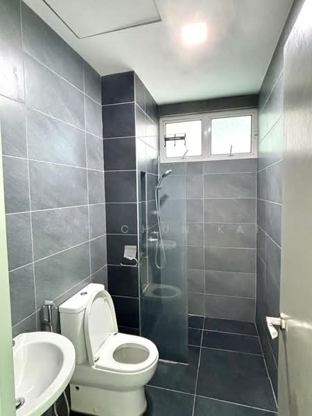 Kondominium untuk Disewa di Setia Pinnacle - Gan Chun Kai - Bathroom - PropertyGuru.com.my