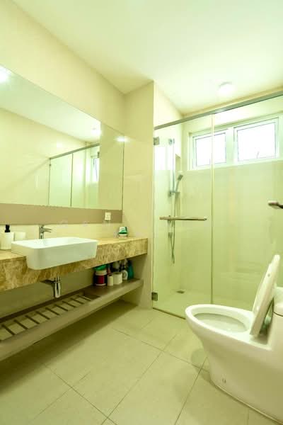 Kondominium untuk Disewa di Olive Tree Residences - Gan Chun Kai - Bathroom - PropertyGuru.com.my