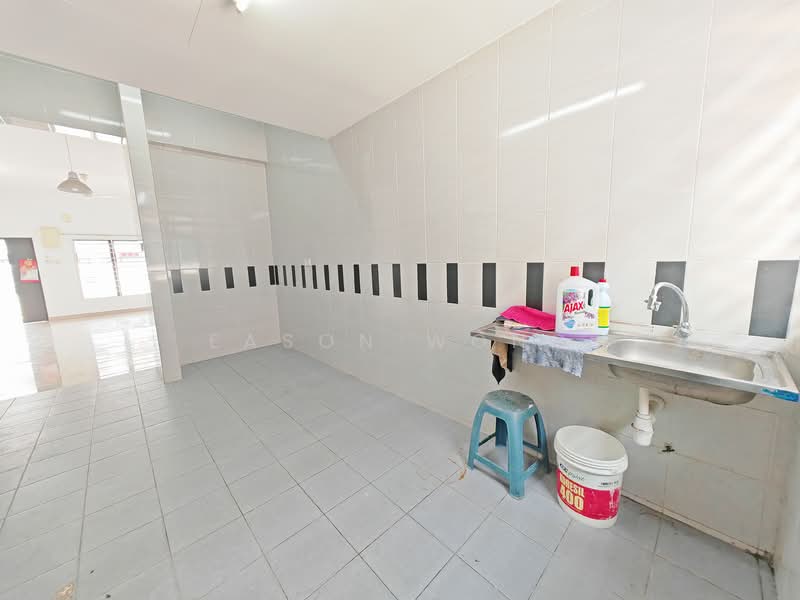 Rumah Teres 2 Tingkat untuk Dijual di Bandar Damai Perdana (Cheras) - Eason Wong - Kitchen - PropertyGuru.com.my