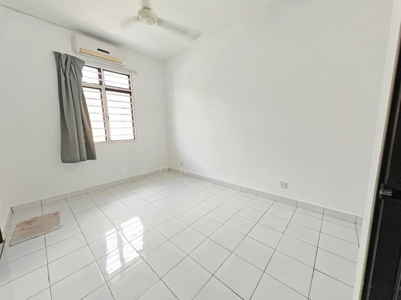 Rumah Teres 2 Tingkat untuk Dijual di Bandar Damai Perdana (Cheras) - Eason Wong - Bedroom - PropertyGuru.com.my