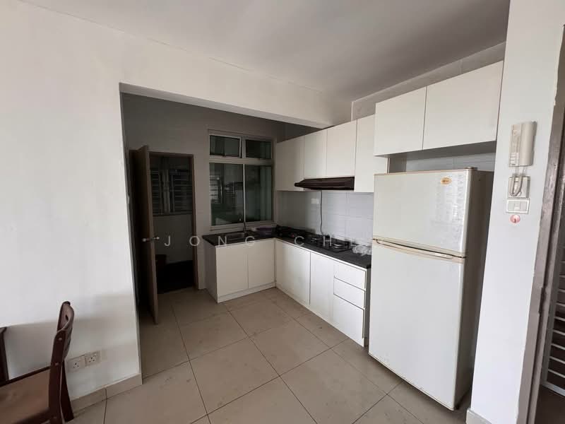 Service Residence for Sale at Larkin Heights - Jong Chen - Kitchen - PropertyGuru.com.my