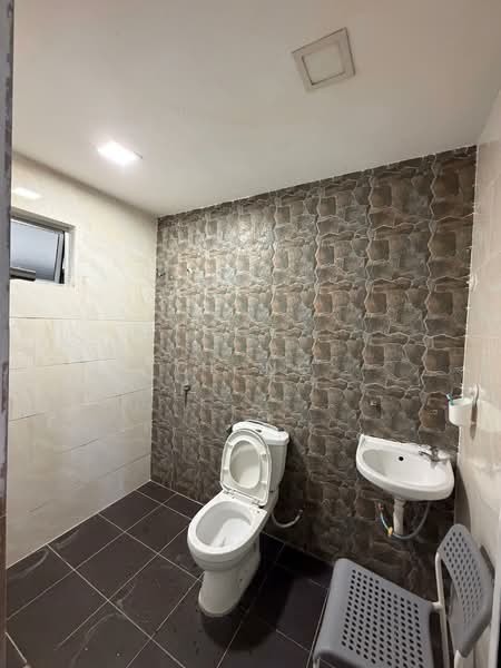 2-storey Terraced House for Sale in Sungai Long (Bandar Sungai Long) - CK Ng - Bathroom - PropertyGuru.com.my