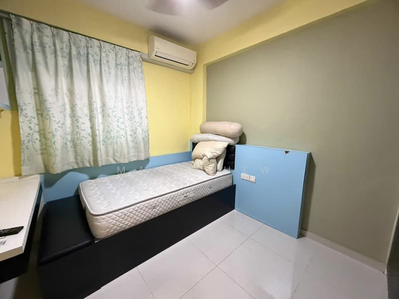 Pangsapuri untuk Disewa di Bayu Puteri 1 - Mavis Hew - Bedroom - PropertyGuru.com.my