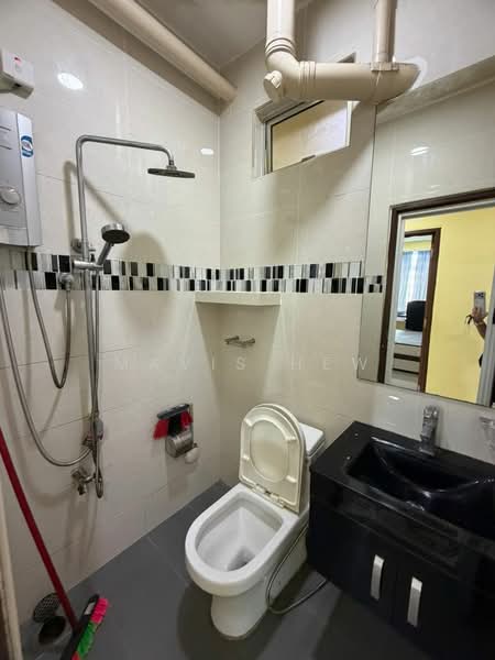 Pangsapuri untuk Disewa di Bayu Puteri 1 - Mavis Hew - Bathroom - PropertyGuru.com.my