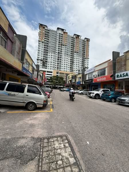 Pejabat untuk Disewa di Larkin (Johor Bahru) - Robin Teo - Exterior - PropertyGuru.com.my