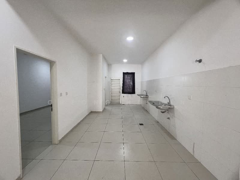 2-storey Terraced House for Sale in Bandar Sri Sendayan (Negeri Sembilan) - Cheong Hu Tan - Interior - PropertyGuru.com.my