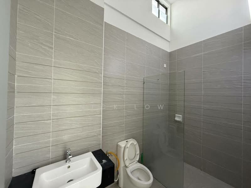 Terraced House for Rent in Johor Bahru (Johor) - Nick Low - Bathroom - PropertyGuru.com.my