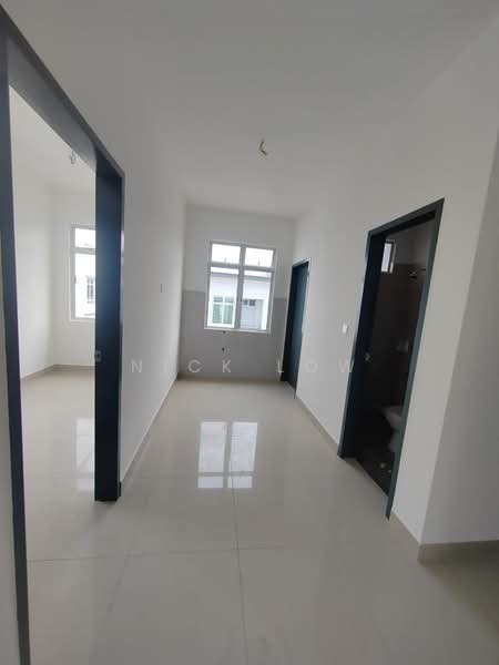 Terraced House for Rent in Bandar Dato Onn (Tebrau) - Nick Low - Corridor - PropertyGuru.com.my