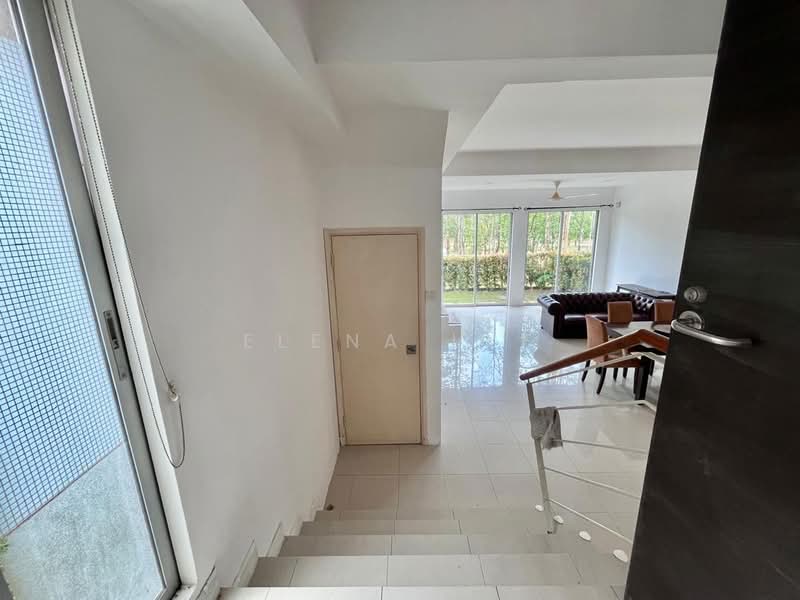 Rumah Bandar untuk Disewa di Leisure Farm (Gelang Patah) - Elena Lye - PropertyGuru.com.my