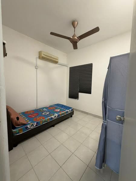 Servis Apartment untuk Disewa di Residensi Taman Pelangi Indah - Chris Chin - Bedroom - PropertyGuru.com.my