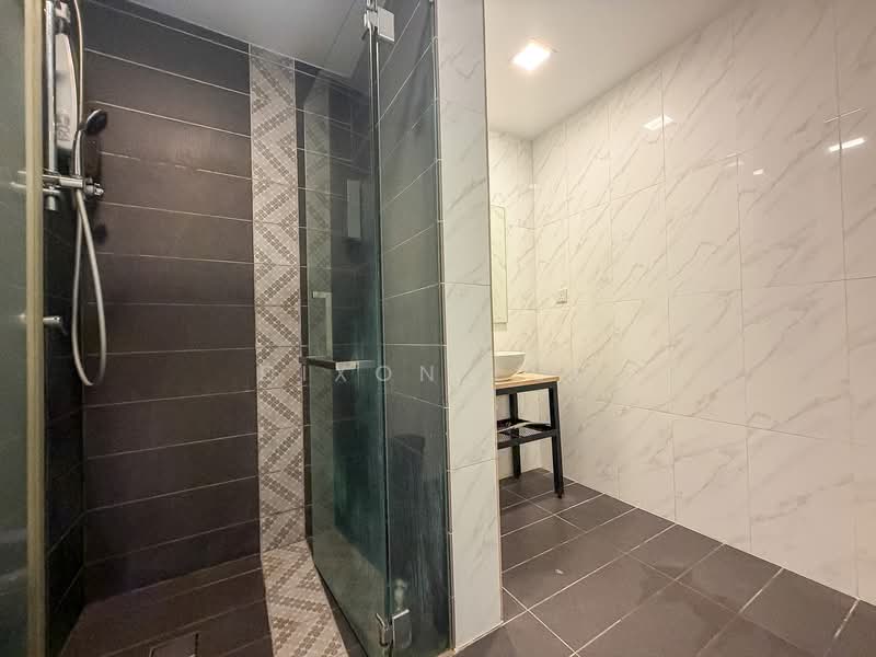 Servis Apartment untuk Disewa di Marriot International Hotel @ Empire City - Dixon Loh - Bathroom - PropertyGuru.com.my
