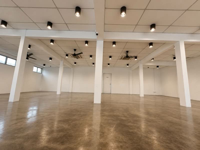 Shop for Sale in Taman Ungku Tun Aminah (Skudai) - Finn Aw - Interior - PropertyGuru.com.my