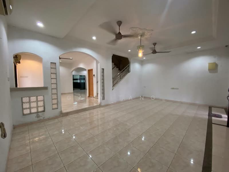 Semi-Detached House for Sale in Taman Shukor (Ipoh) - Gary Tang - Living Room - PropertyGuru.com.my