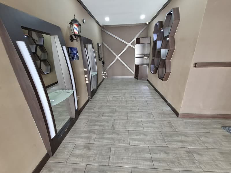 Kedai untuk Disewa di Kelana Jaya (Petaling Jaya) - FC Wong - Corridor - PropertyGuru.com.my