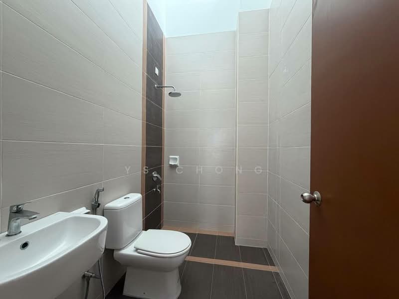 Rumah Berkembar untuk Dijual di Taman Mount Austin (Tebrau) - YS Chong - PropertyGuru.com.my