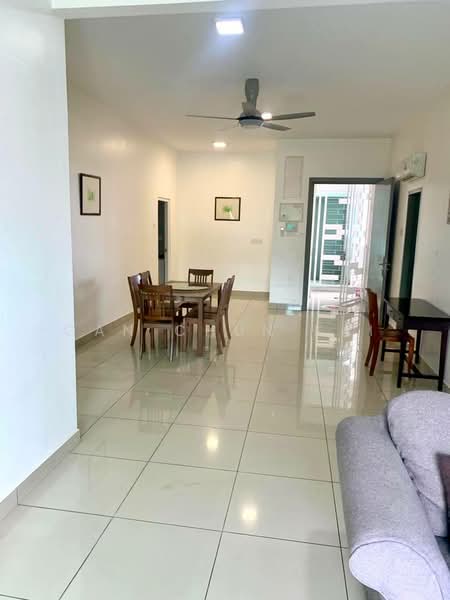 Kondominium untuk Disewa di Setia Pinnacle - Gan Chun Kai - Living Room - PropertyGuru.com.my
