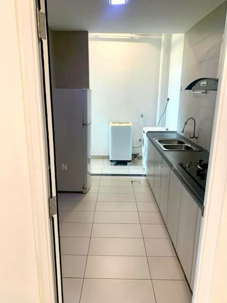 Kondominium untuk Disewa di Setia Pinnacle - Gan Chun Kai - Kitchen - PropertyGuru.com.my
