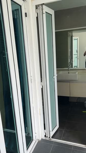 Service Residence for Rent at The Loft @ ZetaPark - Jaden Chai - Bathroom - PropertyGuru.com.my