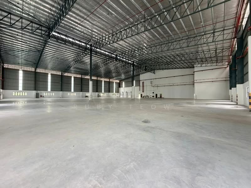 Detached Factory for Rent in Bandar Indahpura (Kulai) - Ruby Teow - Interior - PropertyGuru.com.my