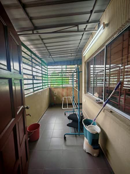 2-storey Terraced House for Rent in Garden Avenue (Seremban 2) - Cheong Hu Tan - Balcony - PropertyGuru.com.my