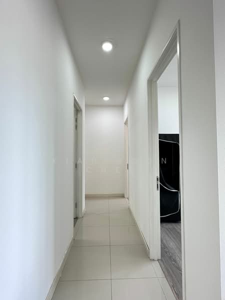 Condominium for Sale at Scenaria @ North Kiara Hills - Kian Boon Chee - Corridor - PropertyGuru.com.my