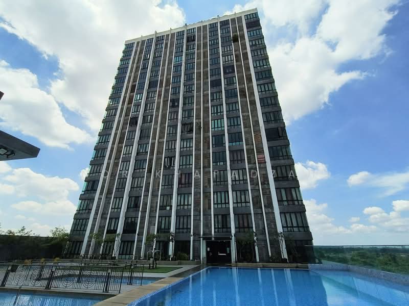 Servis Apartment untuk Dijual di Suria Jaya - Nor Khafadzah - Exterior - PropertyGuru.com.my