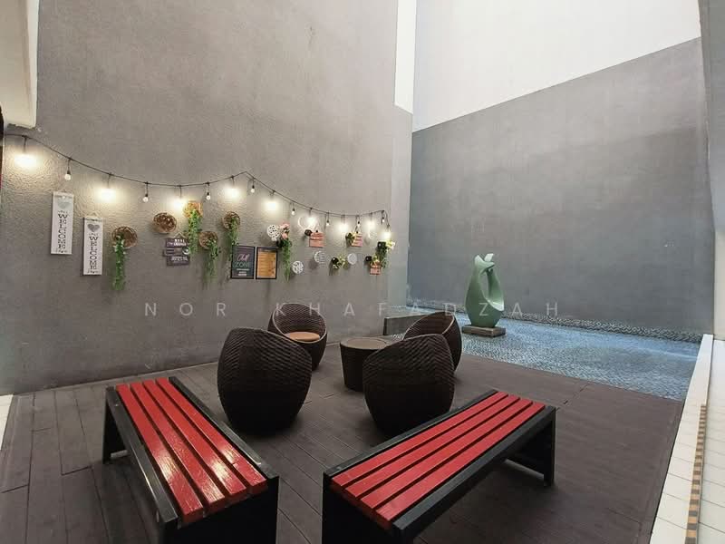 Servis Apartment untuk Dijual di Suria Jaya - Nor Khafadzah - Exterior - PropertyGuru.com.my