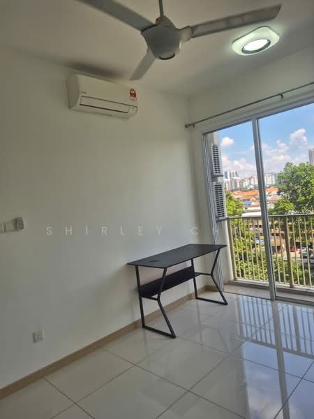 Servis Apartment untuk Disewa di RYAN & MIHO - Shirley Chan - Balcony - PropertyGuru.com.my