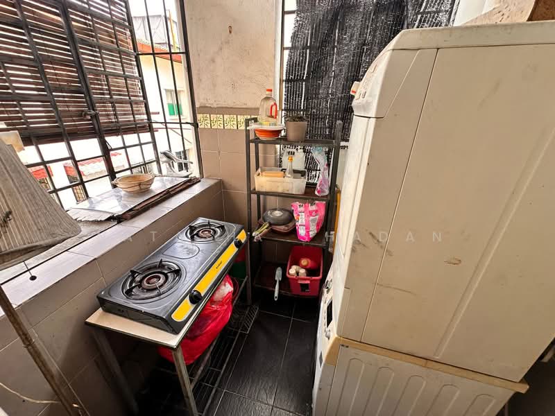 Apartment for Sale at Pangsapuri Salvia - Natasha Shadan - Balcony - PropertyGuru.com.my
