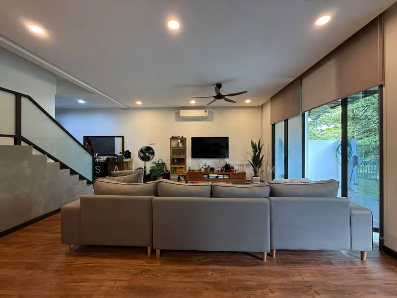 Rumah Teres 3 Tingkat untuk Dijual di Denai Alam (Shah Alam) - SAIFUL HELMI - Living Room - PropertyGuru.com.my