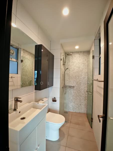 Servis Apartment untuk Disewa di The Zizz @ Damansara North - Nicole Chen - Bathroom - PropertyGuru.com.my