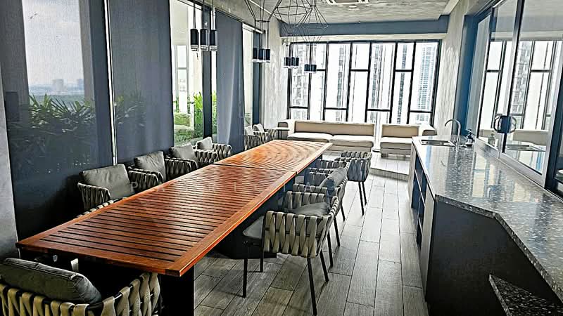 Service Residence for Sale at Lumi Tropicana - Patricia Law - Dining Room - PropertyGuru.com.my