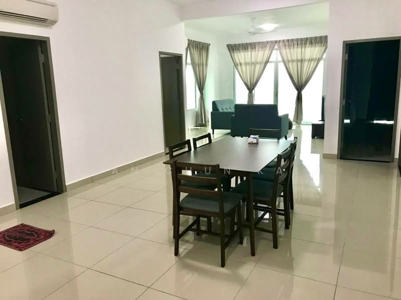 Kondominium untuk Disewa di Setia Pinnacle - Gan Chun Kai - Dining Room - PropertyGuru.com.my