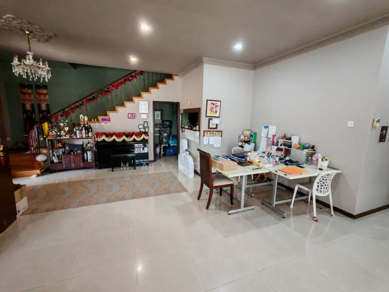Rumah Berkembar untuk Disewa di Cheras (Selangor) - Max Chua - Living Room - PropertyGuru.com.my