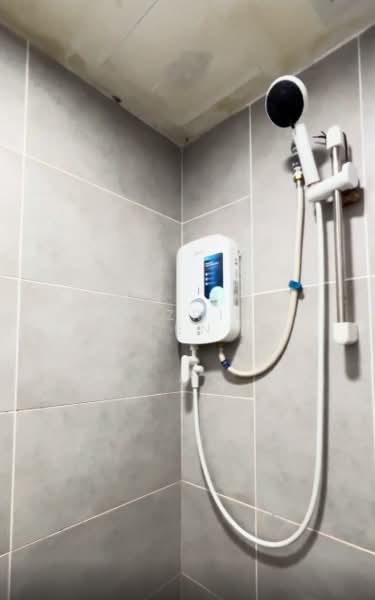 Servis Apartment untuk Disewa di DK Impian - Nazrin Affendy - Bathroom - PropertyGuru.com.my