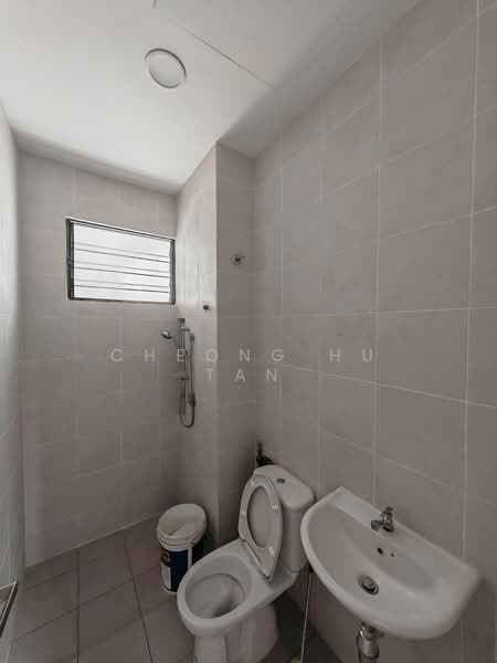 Rumah Teres 2 Tingkat untuk Disewa di Seremban (Negeri Sembilan) - Cheong Hu Tan - Bathroom - PropertyGuru.com.my