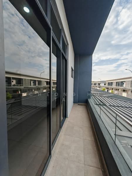 Rumah Teres 2 Tingkat untuk Disewa di Seremban (Negeri Sembilan) - Cheong Hu Tan - Balcony - PropertyGuru.com.my
