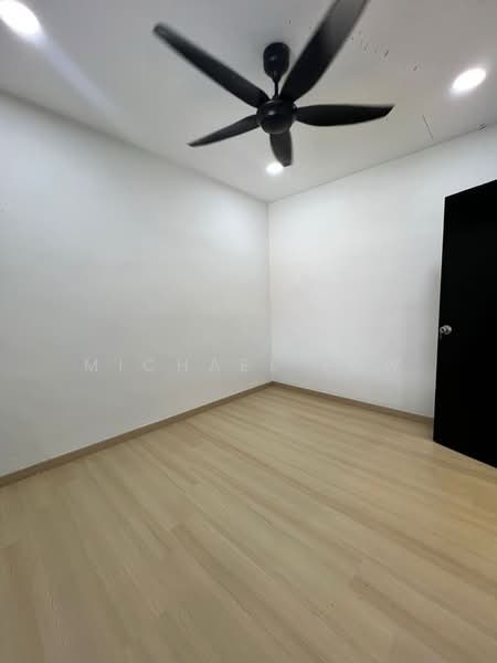 1-storey Terraced House for Sale in Taman Kempas (Tampoi) - Michael Low - PropertyGuru.com.my