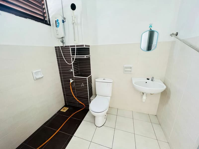2-storey Terraced House for Rent in Bukit Indah (Iskandar Puteri (Nusajaya)) - Jay Ho - Bathroom - PropertyGuru.com.my