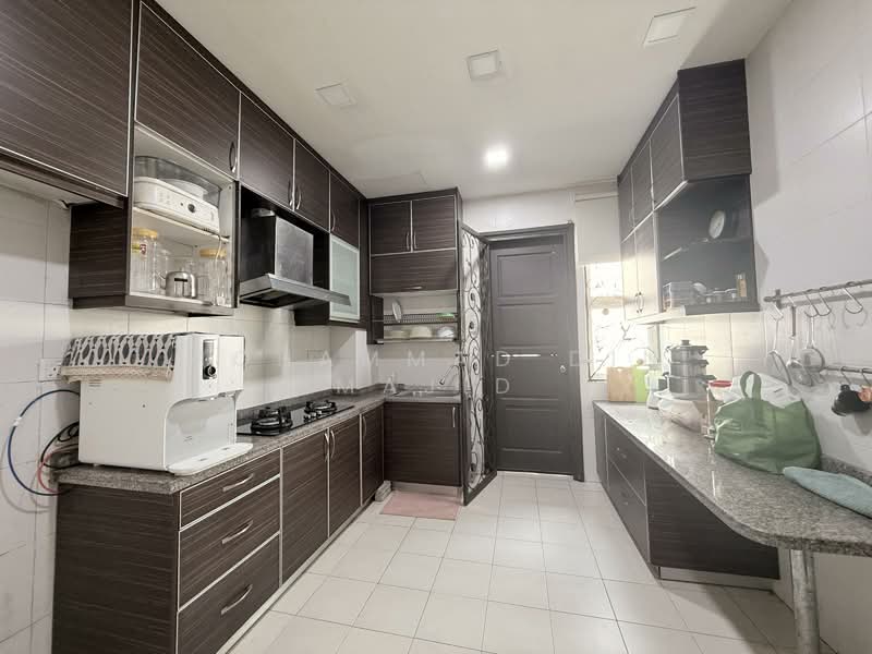 Bungalow for Sale in Kayangan Heights (Shah Alam) - Mohammad Din Majid - Kitchen - PropertyGuru.com.my