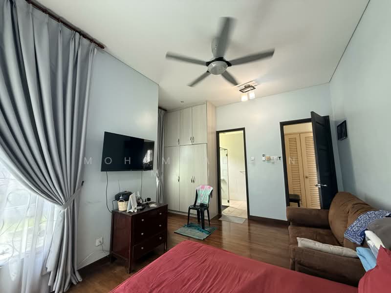 Bungalow for Sale in Kayangan Heights (Shah Alam) - Mohammad Din Majid - Bedroom - PropertyGuru.com.my