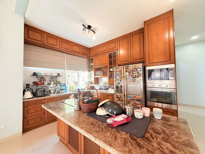 Bungalow for Sale in Kayangan Heights (Shah Alam) - Mohammad Din Majid - Kitchen - PropertyGuru.com.my