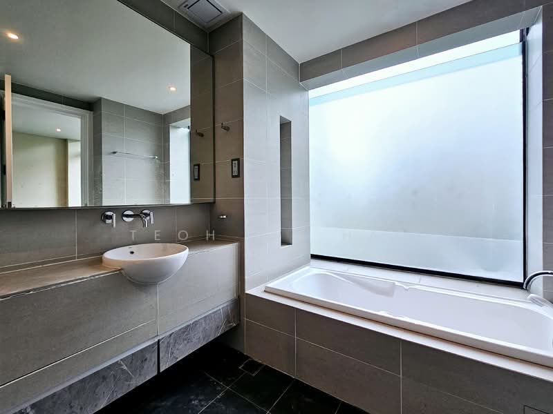 Townhouse for Sale in Bukit Kiara (Kuala Lumpur) - Teoh Yie Hao - Bathroom - PropertyGuru.com.my