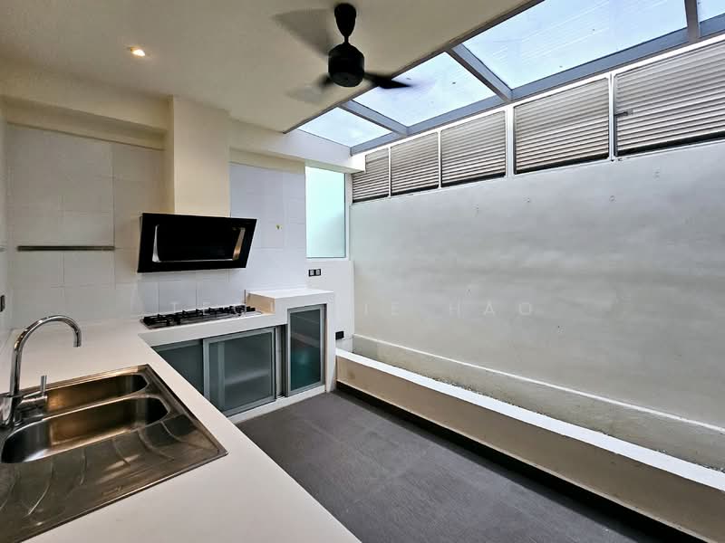 Townhouse for Sale in Bukit Kiara (Kuala Lumpur) - Teoh Yie Hao - Kitchen - PropertyGuru.com.my