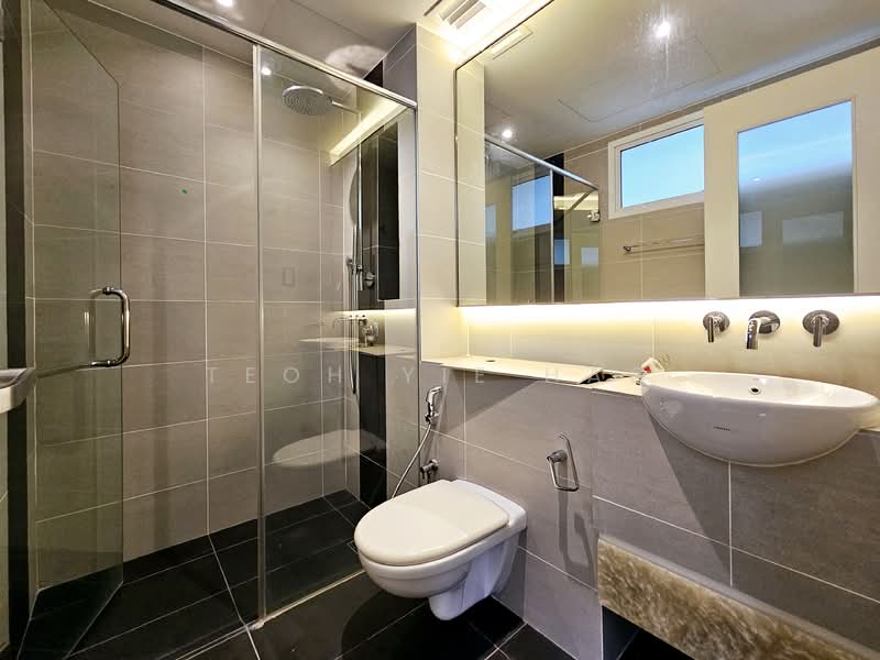 Townhouse for Sale in Bukit Kiara (Kuala Lumpur) - Teoh Yie Hao - Bathroom - PropertyGuru.com.my