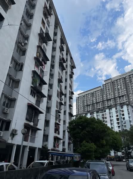Pangsapuri untuk Dijual di Teratai Mewah Apartment Block 15,17,19,21 - Ivan Tan - Exterior - PropertyGuru.com.my