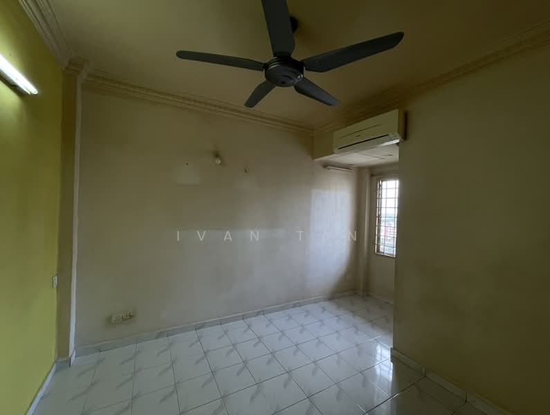 Pangsapuri untuk Dijual di Teratai Mewah Apartment Block 15,17,19,21 - Ivan Tan - Interior - PropertyGuru.com.my