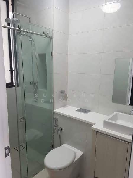 Servis Apartment untuk Disewa di Setia Sky 88 - Suk Teng Choong - Bathroom - PropertyGuru.com.my