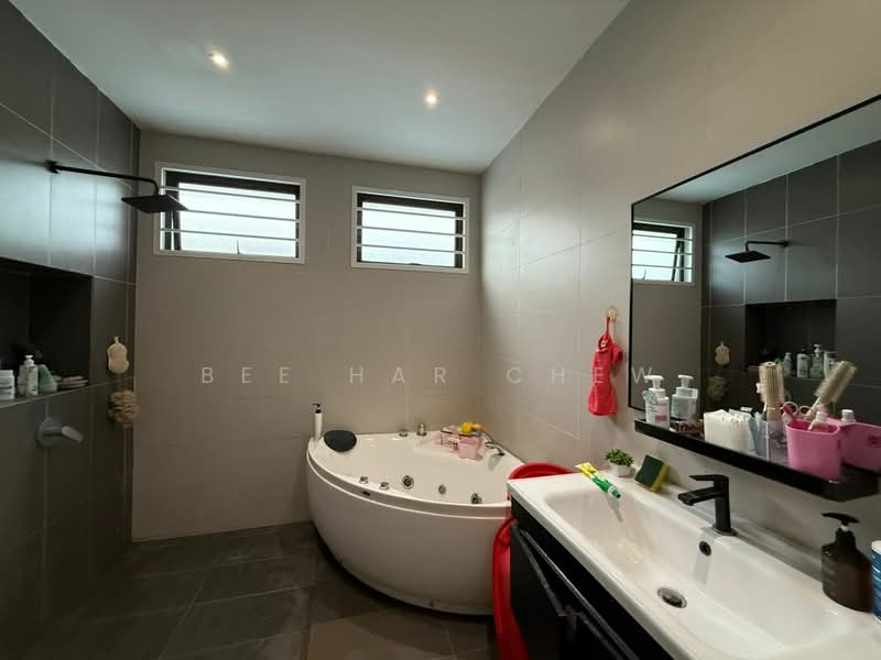 3-storey Terraced House for Sale in Setia Utama (Setia Alam) - Bee Har Chew - PropertyGuru.com.my